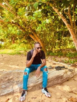 Ben Abbas's profile, a single 30-year-old a man in Douala