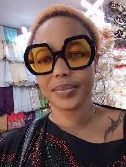 Valérie's profile, a single 37-year-old a woman in Abata