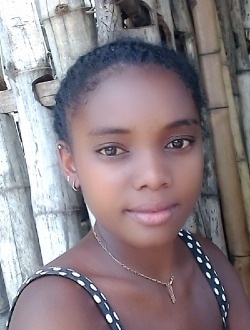 Monette's profile, a single 23-year-old a woman in Alarobia-Antanamalaza