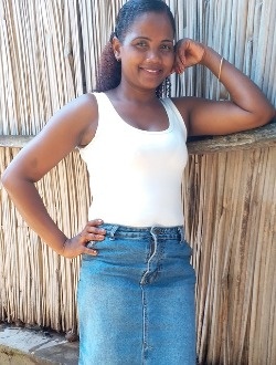 Lucianah's profile, a single 32-year-old a woman in 67 Ha