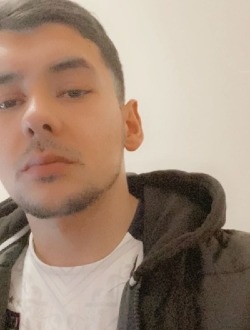 Nicolas's profile, a single 30-year-old a man in Paris