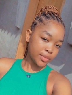 Rosal's profile, a single 26-year-old a woman in Yaoundé