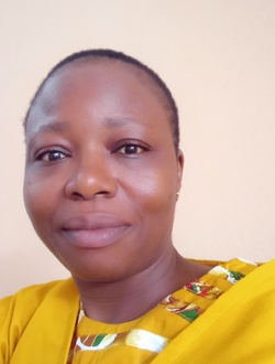 Name Roukayatou's profile, a single 38-year-old a woman in Dou-la-Poka