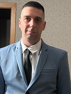 Christophe's profile, a single 40-year-old a man in Courcelles