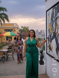 Lili's profile, a single 35-year-old a woman in Douala