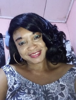 Michette's profile, a single 40-year-old a woman in Abala