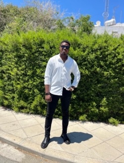 Glodi's profile, a single 25-year-old a man in Lille