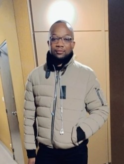 Cédric's profile, a single 42-year-old a man in Aulnay-sous-Bois