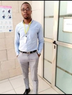 Jonathan's profile, a single 35-year-old a man in Abidjan