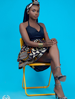 Brinda's profile, a single 27-year-old a woman in Douala