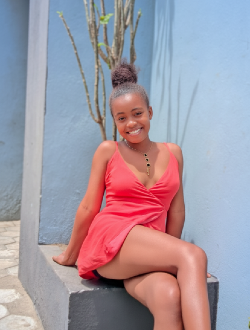 Asmine's profile, a single 18-year-old a woman in Toamasina