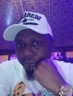 Armel's profile, a single 37-year-old a man in Douala