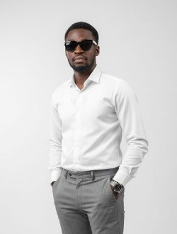 Enoch's profile, a single 27-year-old a man in Abidjan