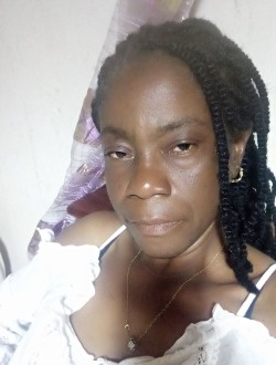 Floride's profile, a single 44-year-old a woman in Yaoundé