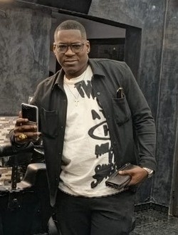 Aufrey's profile, a single 45-year-old a man in Étampes