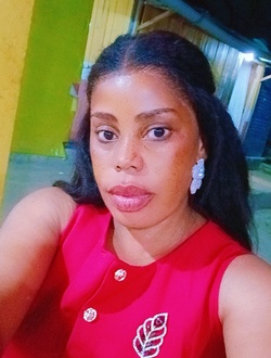 Bunell's profile, a single 34-year-old a woman in Abidjan