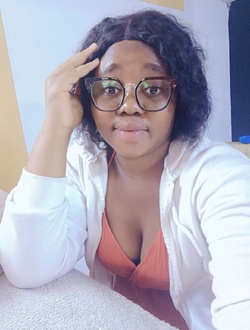 Moffo's profile, a single 27-year-old a woman in Yaoundé