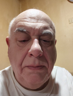 Eric's profile, a single 67-year-old a man in Cambrai