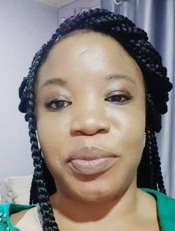 Playa's profile, a single 35-year-old a woman in Yaoundé