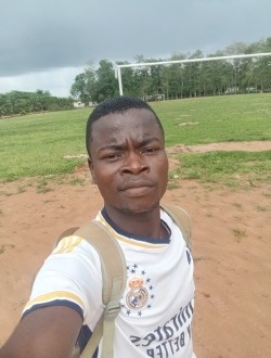 Franck Amour Junior's profile, a single 23-year-old a man in Azohoué-Cada