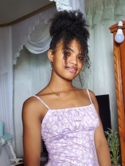 Stessie's profile, a single 28-year-old a woman in Atsinanantsena