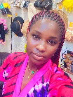 Gisèle's profile, a single 28-year-old a woman in Douala