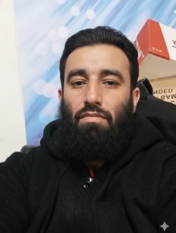 Ayoub's profile, a single 34-year-old a man in Casablanca