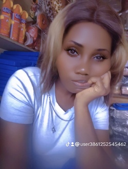 Audrey's profile, a single 38-year-old a woman in Douala