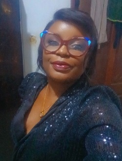 Jenna's profile, a single 29-year-old a woman in Douala