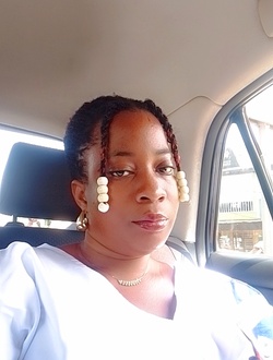 Eugénie's profile, a single 30-year-old a woman in Lomé