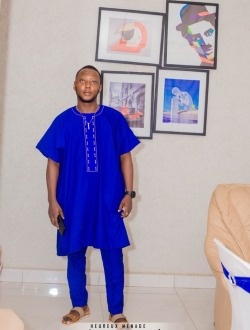 Geoffrey's profile, a single 35-year-old a man in Abomey-Calavi