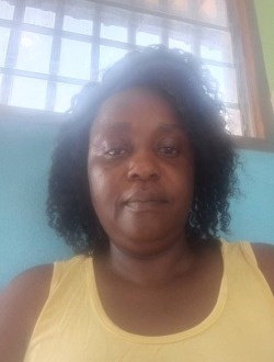 Cecile's profile, a single 43-year-old a woman in Essé