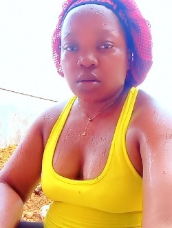 Daly's profile, a single 40-year-old a woman in Douala