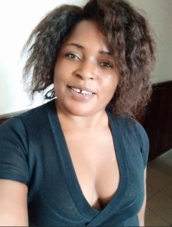 Stéphanie Marcelle's profile, a single 36-year-old a woman in Yaoundé