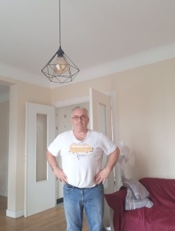 profile picture 0