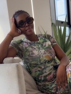 Stella's profile, a single 23-year-old a woman in Douala