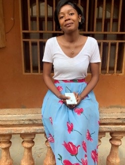 Nadine's profile, a single 34-year-old a woman in Yaoundé