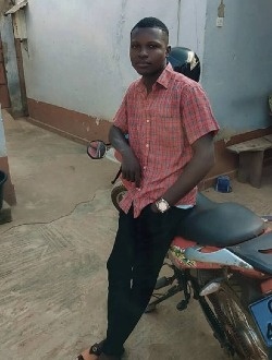 Jean's profile, a single 23-year-old a man in Lomé