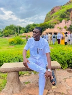 Bassalka's profile, a single 25-year-old a man in Bamako