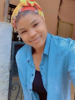 Essaga Justine Laure's profile, a single 25-year-old a woman in Aboué