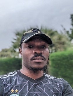 Christian's profile, a single 34-year-old a man in Kinsa