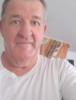 Marc's profile, a single 61-year-old a man in Vieux-Rouen-sur-Bresle