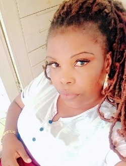 Stephanie's profile, a single 32-year-old a woman in Dabou