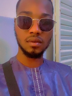 Moussa's profile, a single 27-year-old a man in Dakar