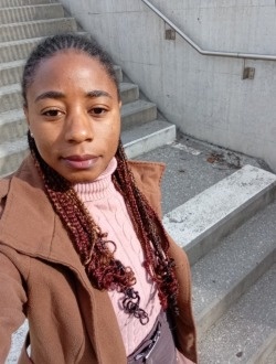 Florencia's profile, a single 26-year-old a woman in Sion