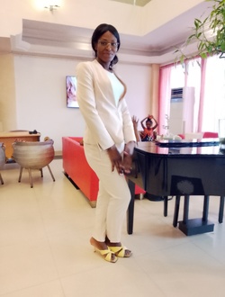Loveline's profile, a single 41-year-old a woman in Akwa