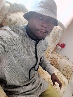 Max's profile, a single 28-year-old a man in Douala