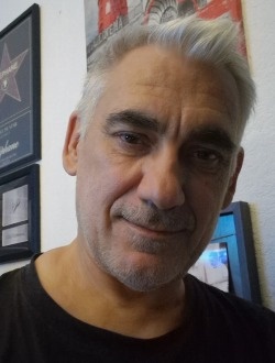 Stéphane's profile, a single 56-year-old a man in Grenoble