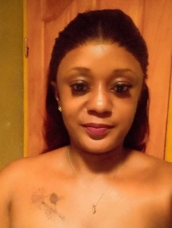 Nivi's profile, a single 35-year-old a woman in Yaoundé