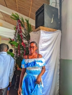 Noëlla's profile, a single 18-year-old a woman in Alovingo